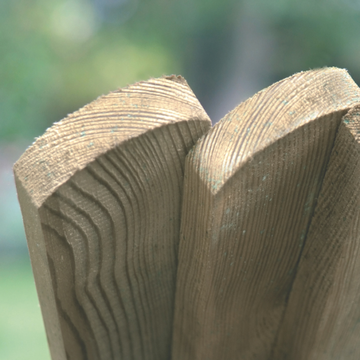 Planed picket round top timber pales