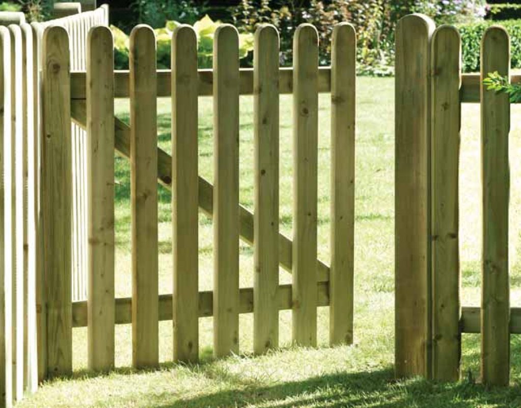 Fencing Supplies in Kent | Four Seasons Fencing Shop - Ashford, Kent