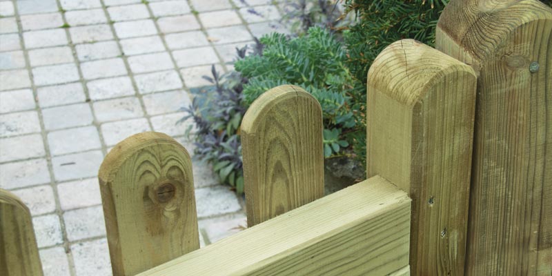 The Beauty of Picket Fencing - Four Seasons Fencing Shop