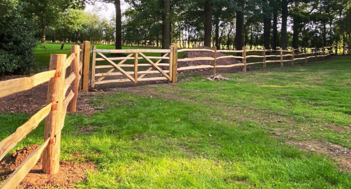 Chestnut Fencing - Buy Online | Chestnut Paling, Post and Rail